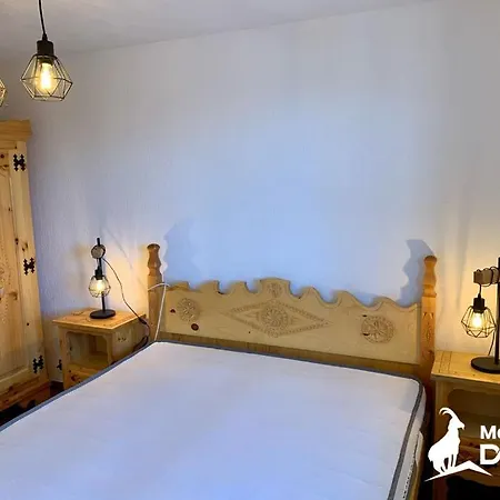 Maison Dahu #bluchalet *